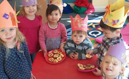 Baby Unicorns Celebrate Queen’s 90th Birthday.
